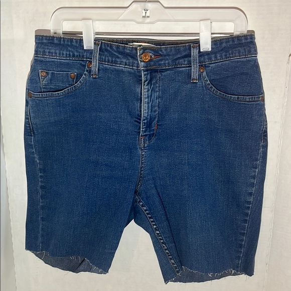 Levi's Blue Denim jean shorts - Picture 1 of 5